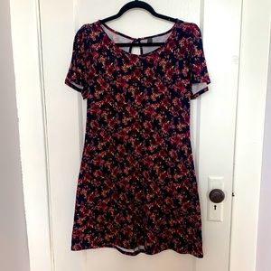 Alya short sleeved floral dress